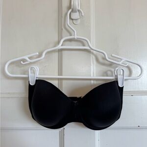 Victoria’s Secret black BioFit multi way‎ strapless bra size 34DD